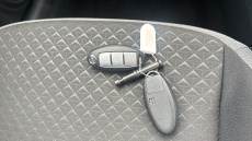 Nissan Juke 1.0 DiG-T 114 N-Connecta 5dr Petrol Hatchback